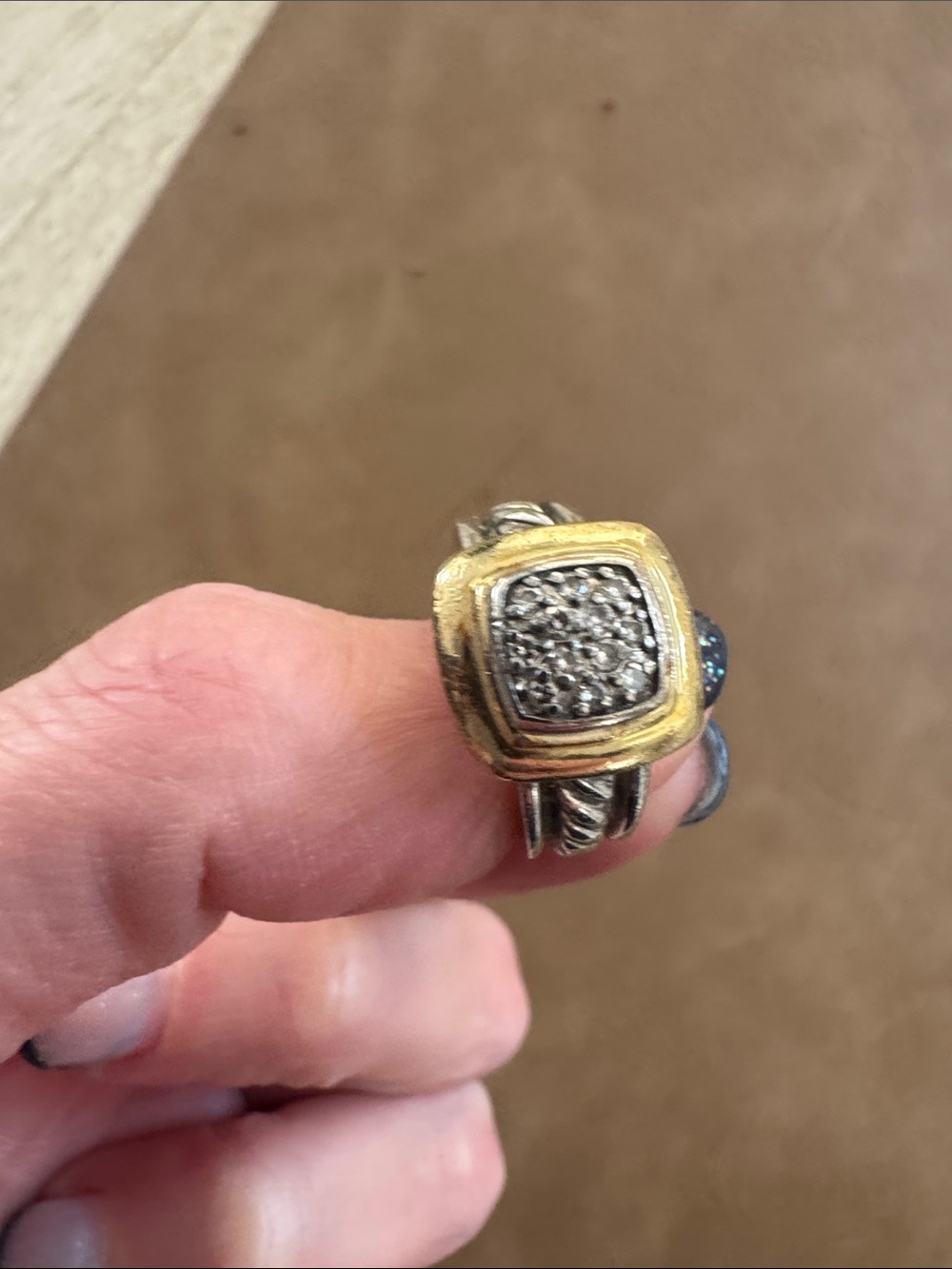 David Yurman Gold and Silver Pavé Signet Ring Size 4.5 - Picture 5 of 5